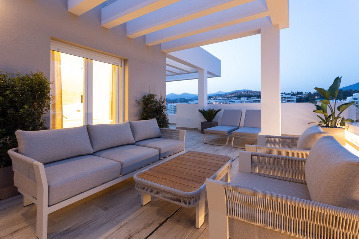 Appartement te koop in Nueva Andalucía | 4 slaapkamers H5107096