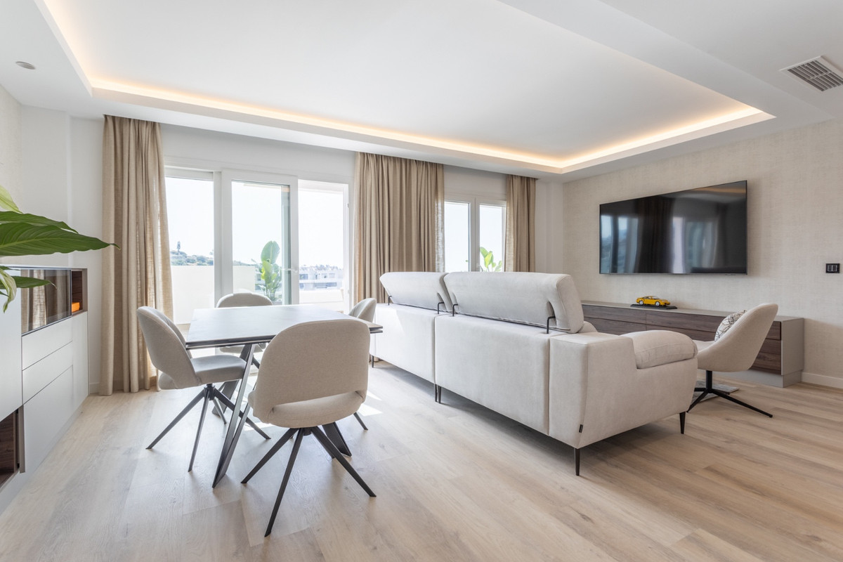 Appartement te koop in Nueva Andalucía | 4 slaapkamers H5107096