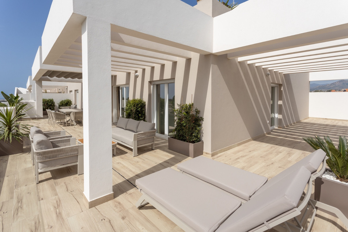 Appartement te koop in Nueva Andalucía | 4 slaapkamers H5107096