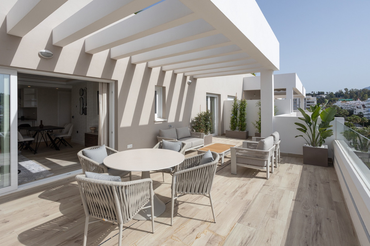 Appartement te koop in Nueva Andalucía | 2 slaapkamers H5107108