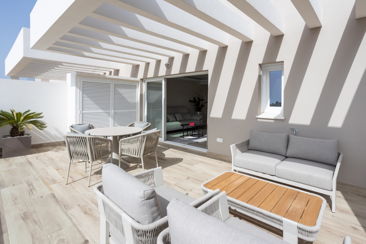 Appartement te koop in Nueva Andalucía | 2 slaapkamers H5107108
