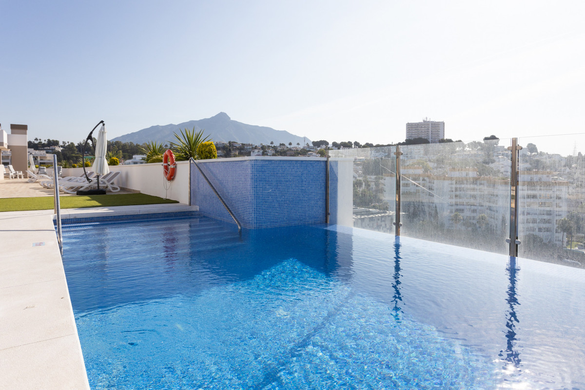 Appartement te koop in Nueva Andalucía | 2 slaapkamers H5107108