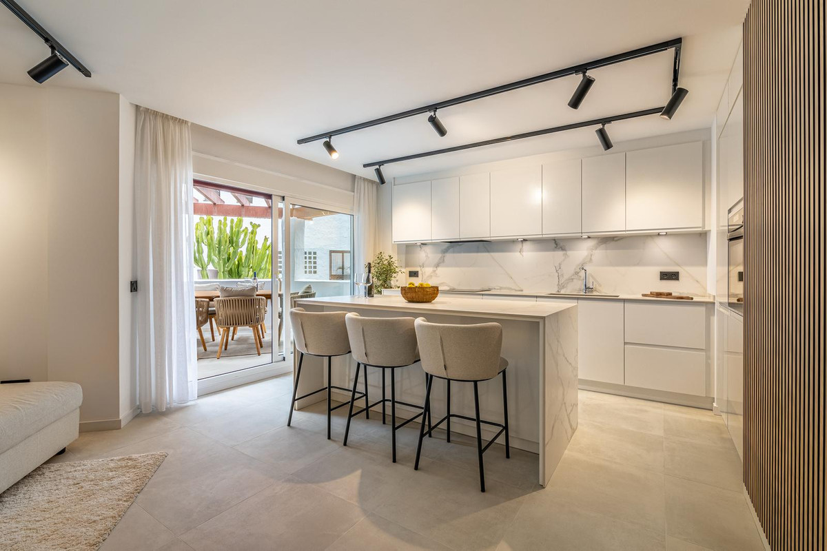 Appartement te koop in Nueva Andalucía | 3 slaapkamers H5107153