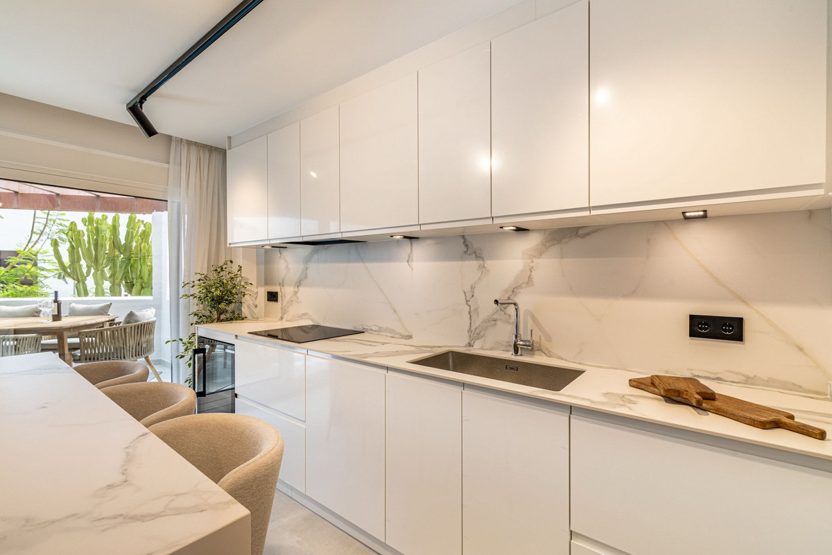 Appartement te koop in Nueva Andalucía | 3 slaapkamers H5107153