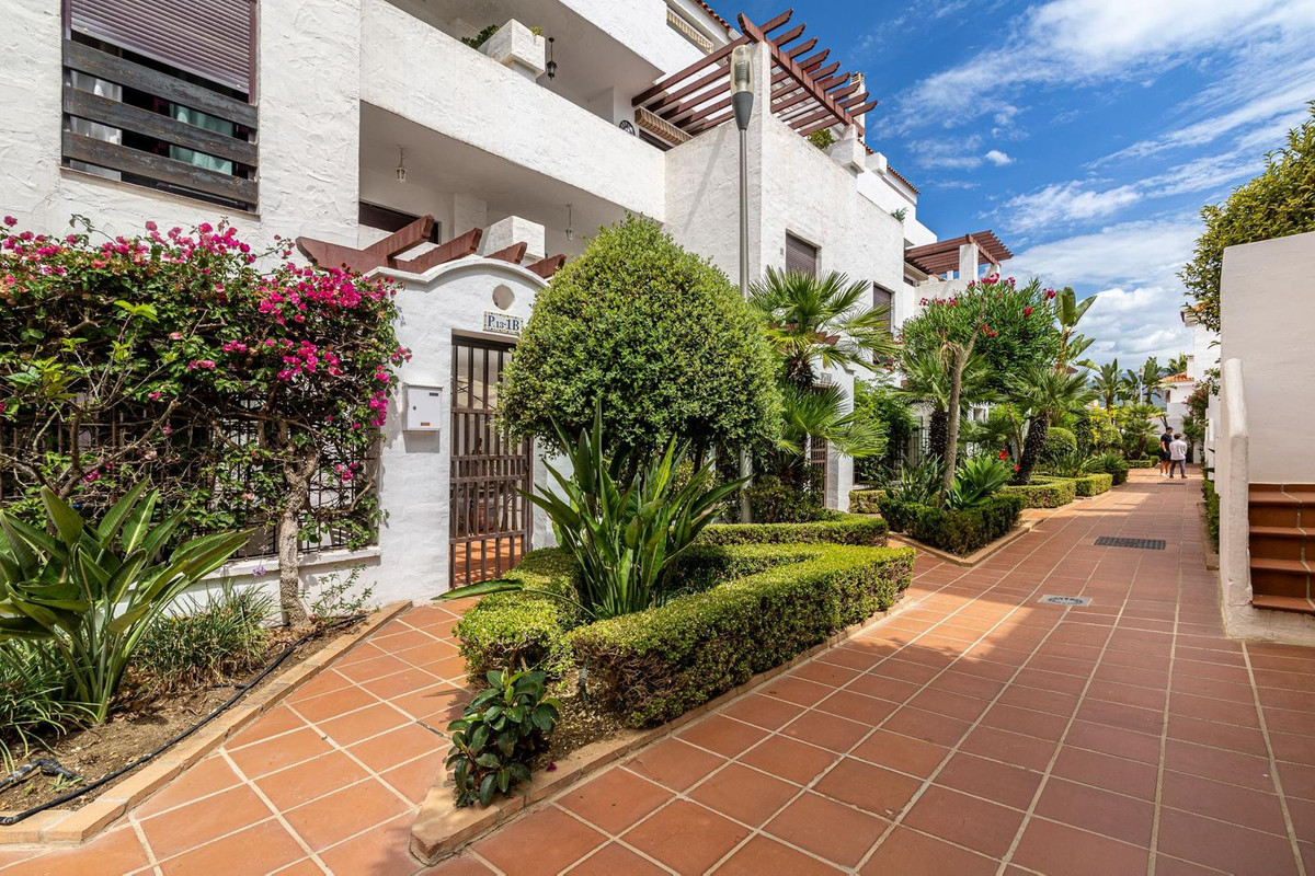 Appartement te koop in Nueva Andalucía | 3 slaapkamers H5107153
