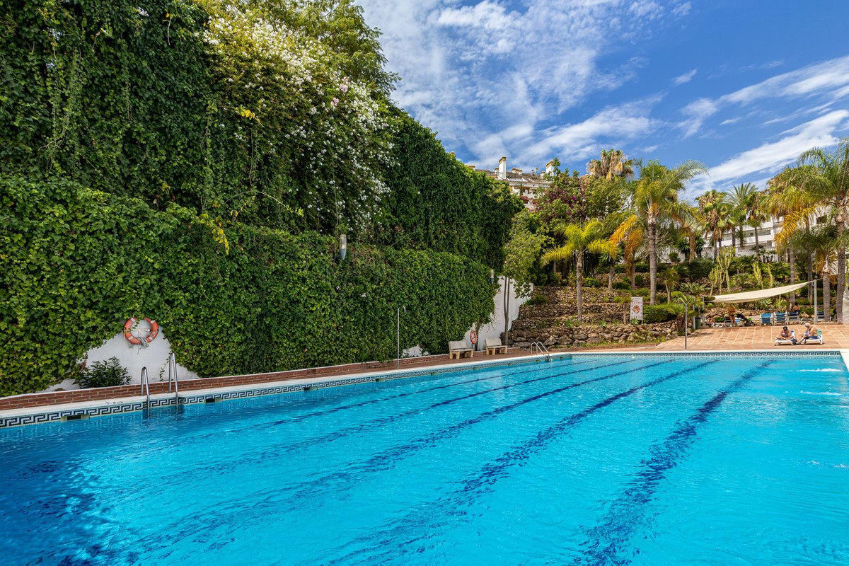 Appartement te koop in Nueva Andalucía | 3 slaapkamers H5107153