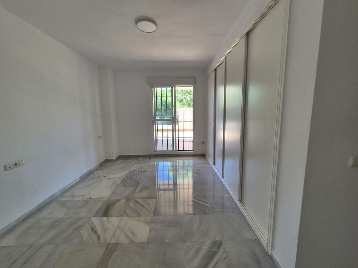 Appartement te koop in Nueva Andalucía | 2 slaapkamers H5109517