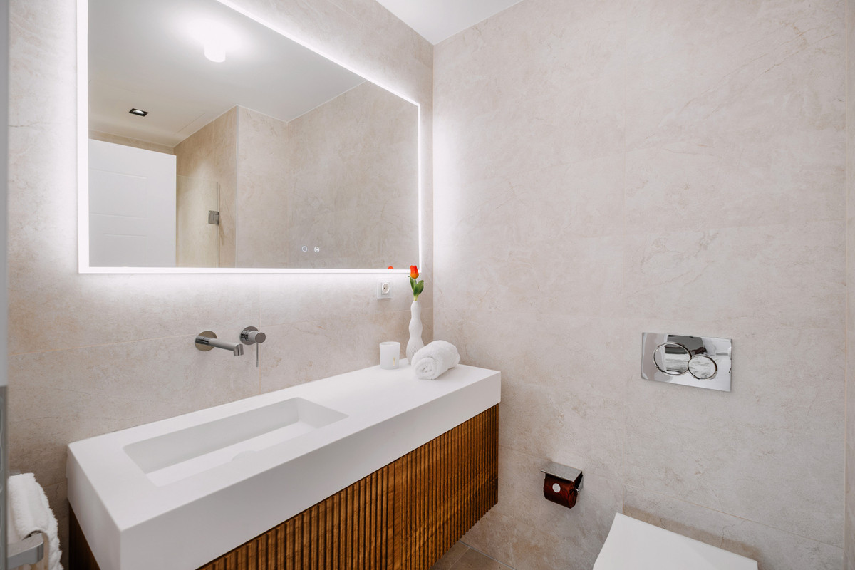 Appartement te koop in Nueva Andalucía | 5 slaapkamers H5109646