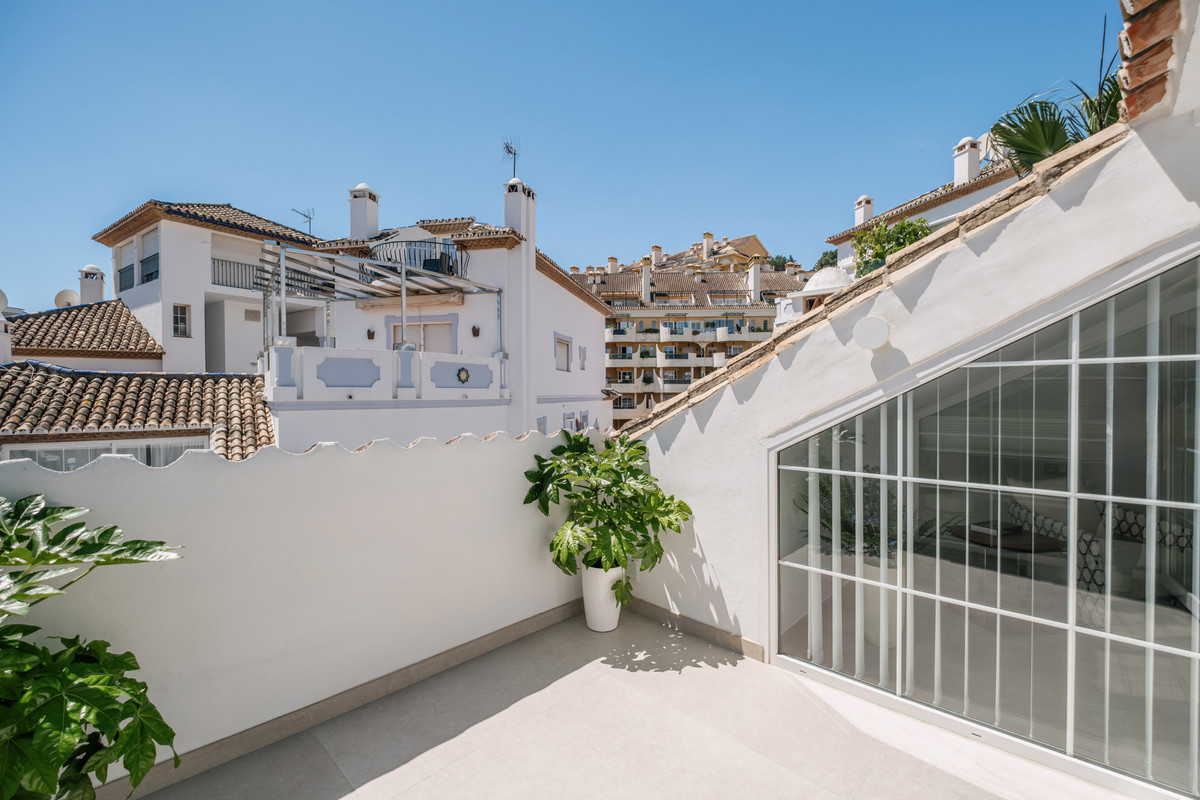Appartement te koop in Nueva Andalucía | 5 slaapkamers H5109646
