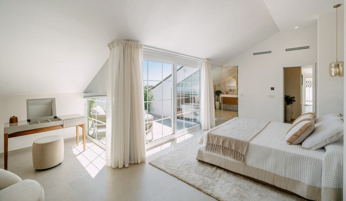 Appartement te koop in Nueva Andalucía | 5 slaapkamers H5109646
