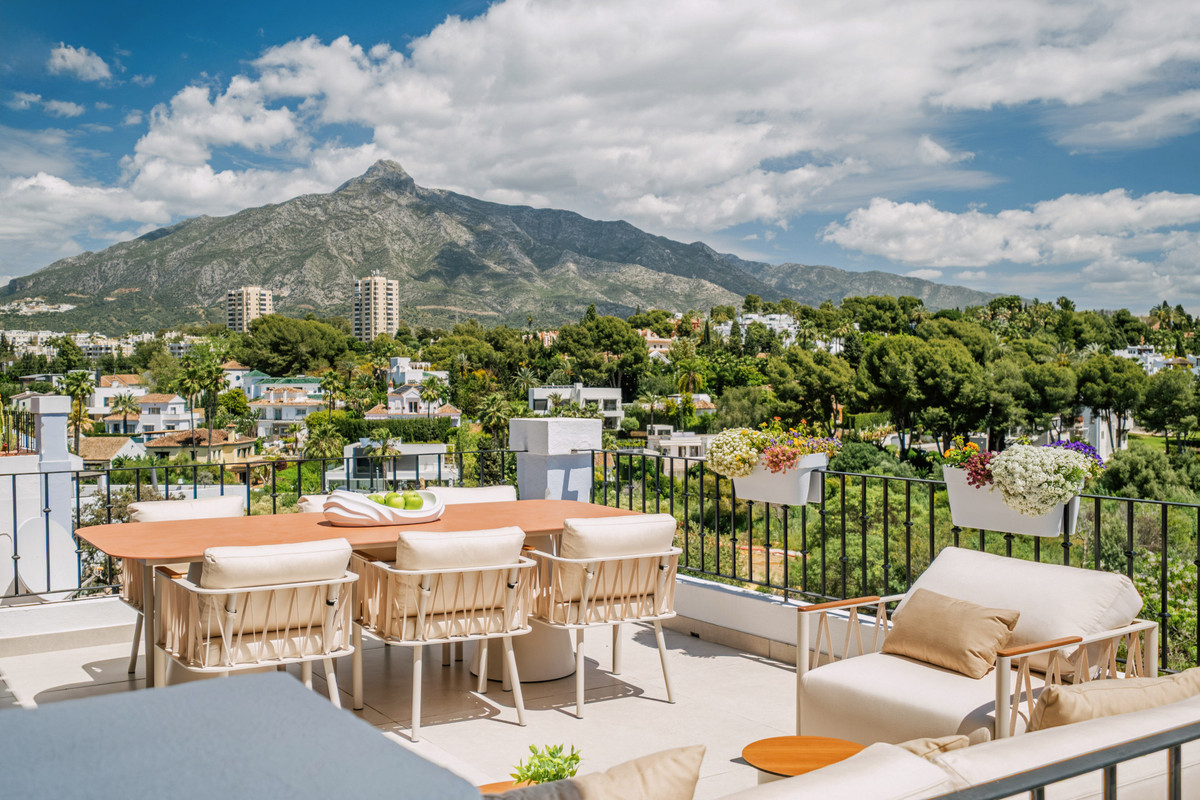Appartement te koop in Nueva Andalucía | 5 slaapkamers H5109646