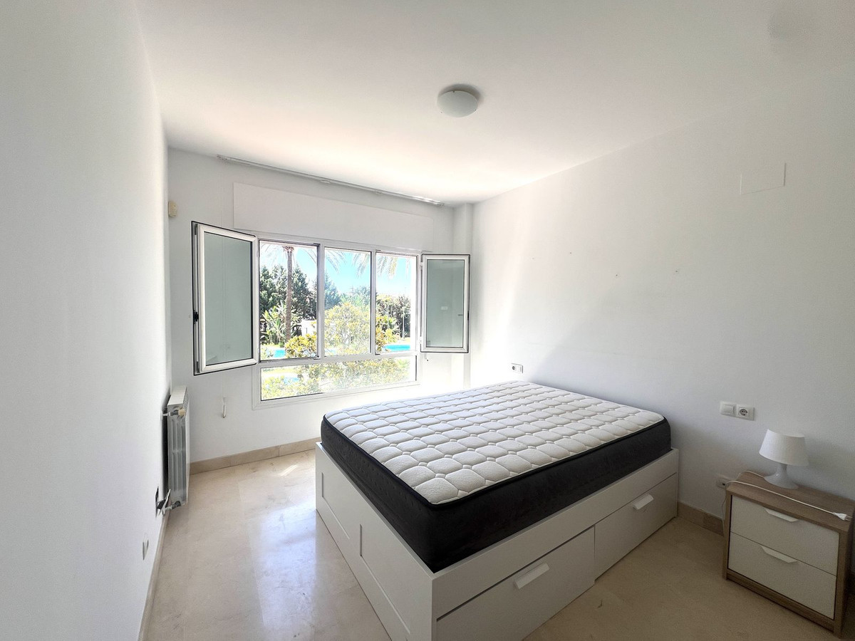 Appartement te koop in Nueva Andalucía | 2 slaapkamers H5109889