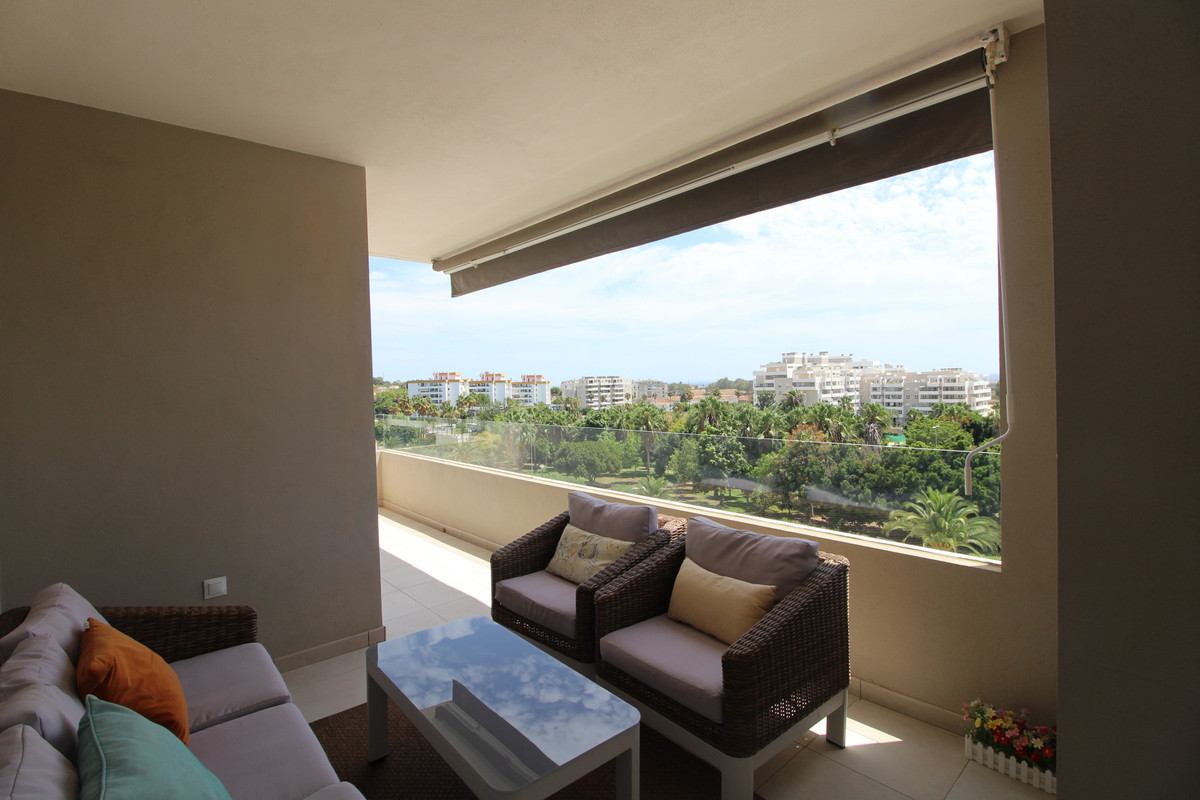 Appartement te koop in Nueva Andalucía | 2 slaapkamers H5122192