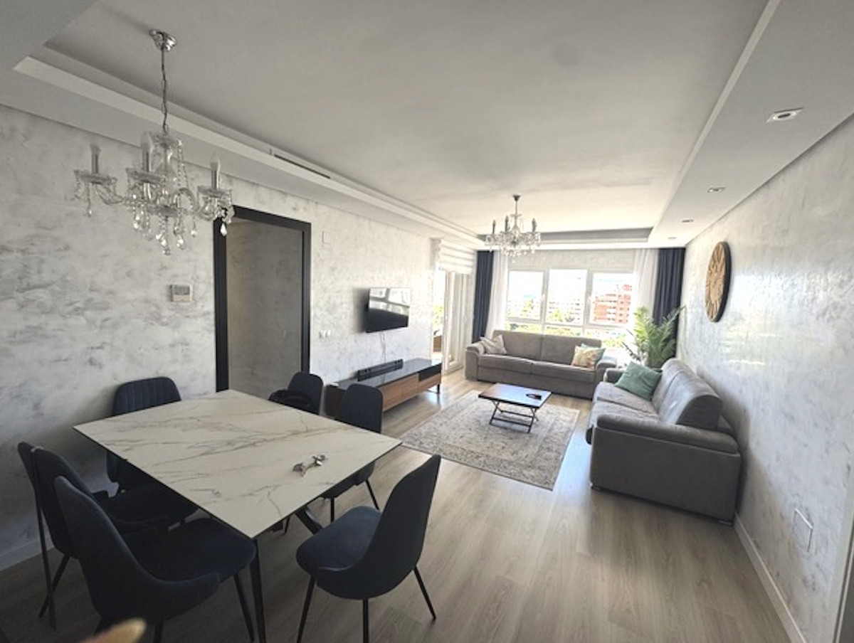 Appartement te koop in Nueva Andalucía | 2 slaapkamers H5122192