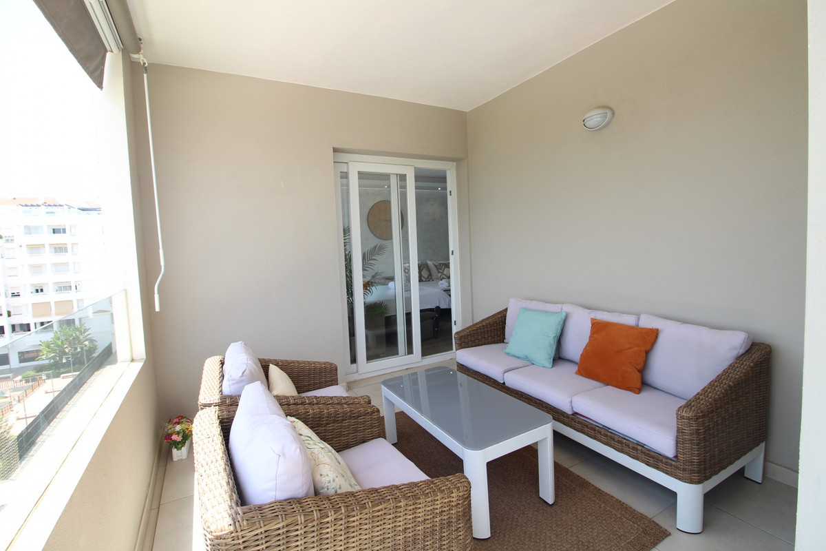 Appartement te koop in Nueva Andalucía | 2 slaapkamers H5122192