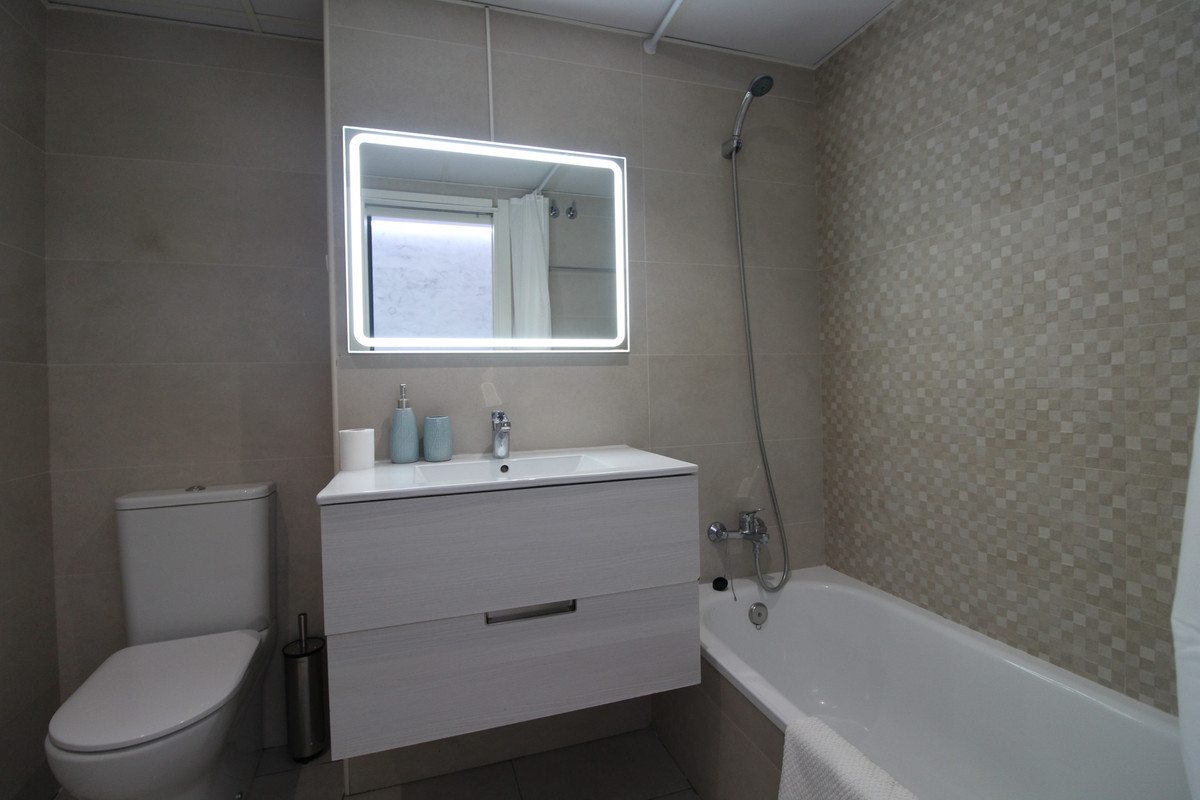 Appartement te koop in Nueva Andalucía | 2 slaapkamers H5122192