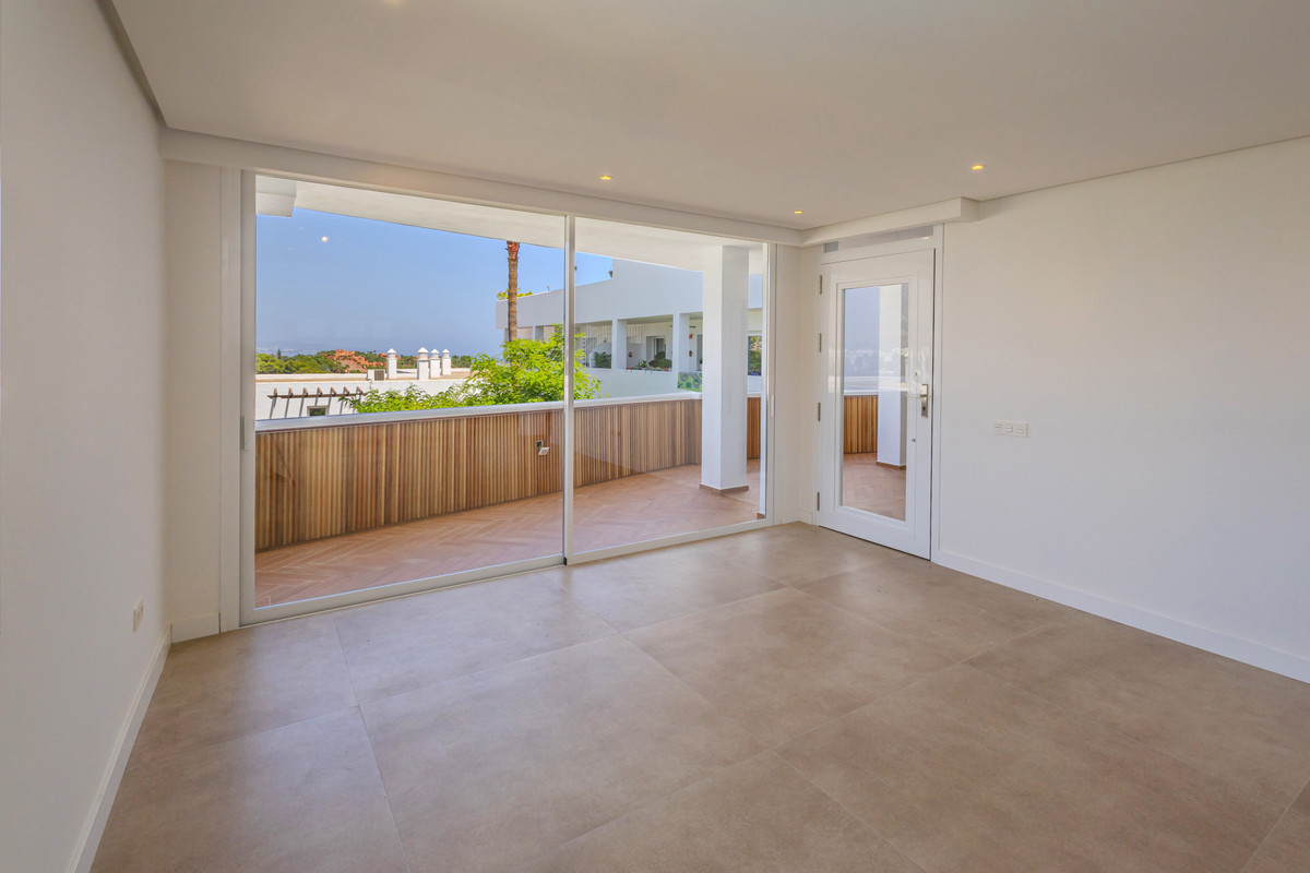 Appartement te koop in Nueva Andalucía | 2 slaapkamers H5122351