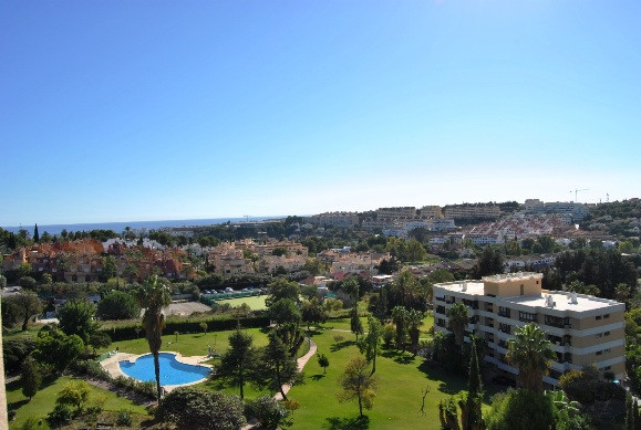 Appartement te koop in Nueva Andalucía | 2 slaapkamers H5123044