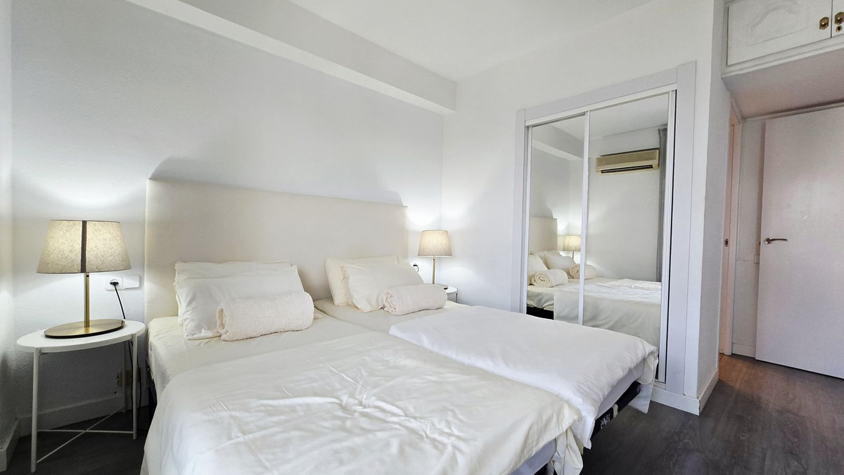 Appartement te koop in Nueva Andalucía | 2 slaapkamers H5123044