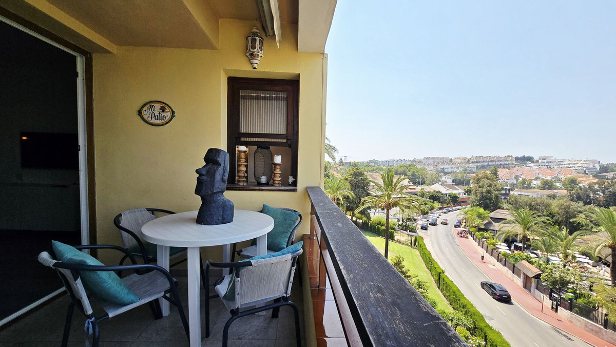 Appartement te koop in Nueva Andalucía | 2 slaapkamers H5123044