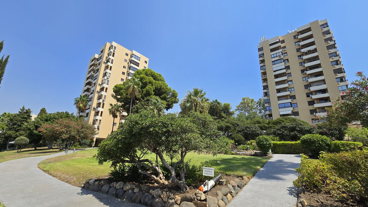 Appartement te koop in Nueva Andalucía | 2 slaapkamers H5123044