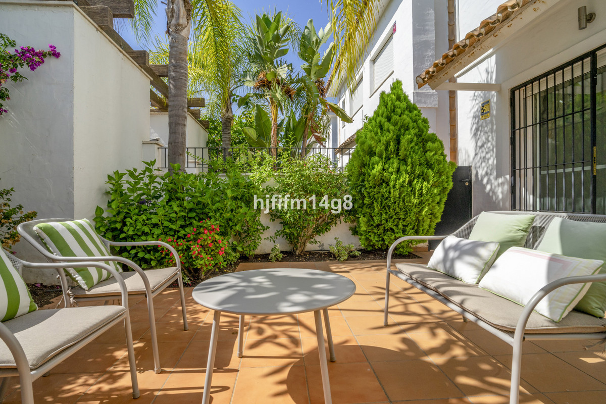Appartement te koop in Nueva Andalucía | 2 slaapkamers H5133631