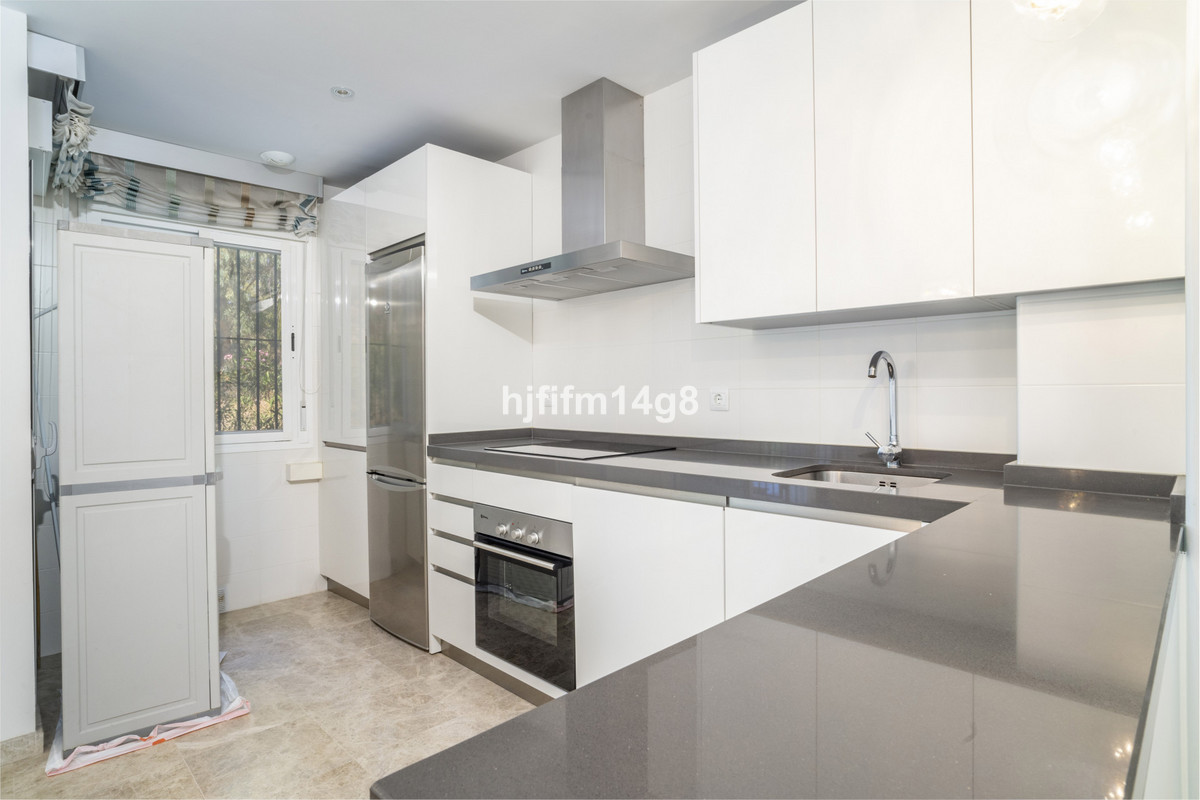 Appartement te koop in Nueva Andalucía | 2 slaapkamers H5133631