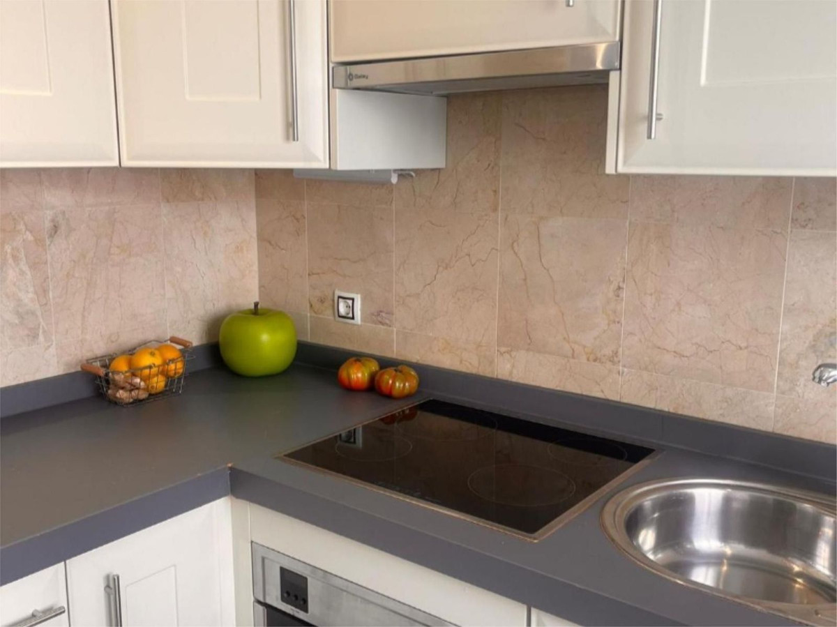 Appartement te koop in Nueva Andalucía | 2 slaapkamers H5134756