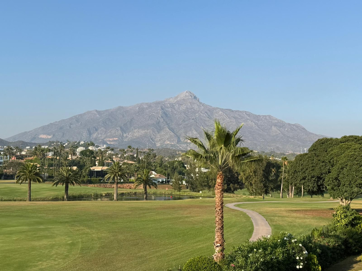 Duplex te koop in Nueva Andalucía | 2 slaapkamers H5135302