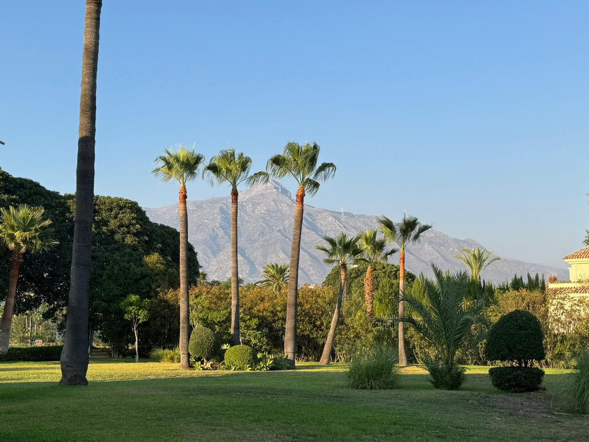 Duplex te koop in Nueva Andalucía | 2 slaapkamers H5135302