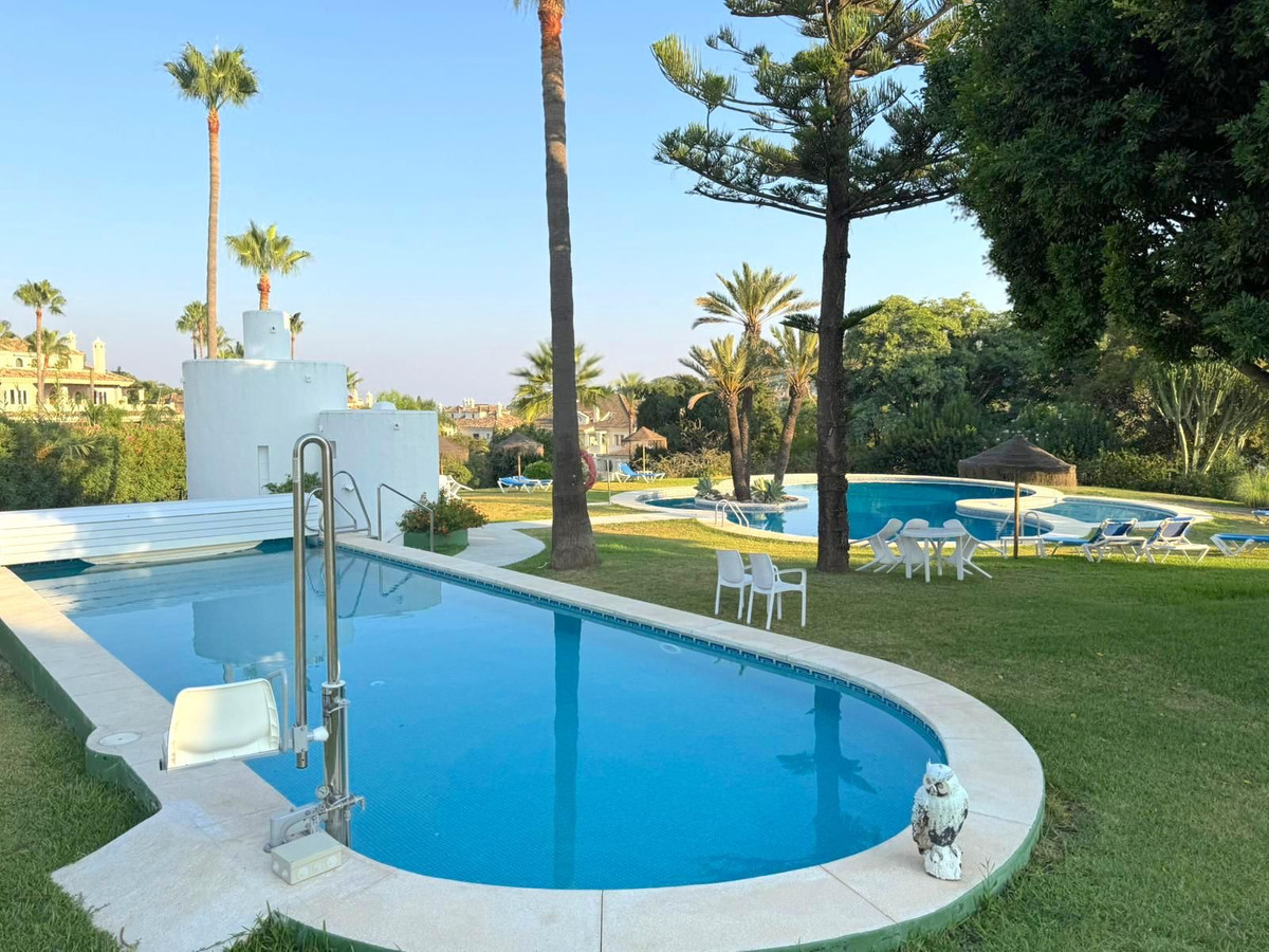 Duplex te koop in Nueva Andalucía | 2 slaapkamers H5135302