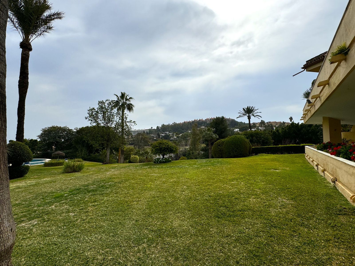 Duplex te koop in Nueva Andalucía | 2 slaapkamers H5135302