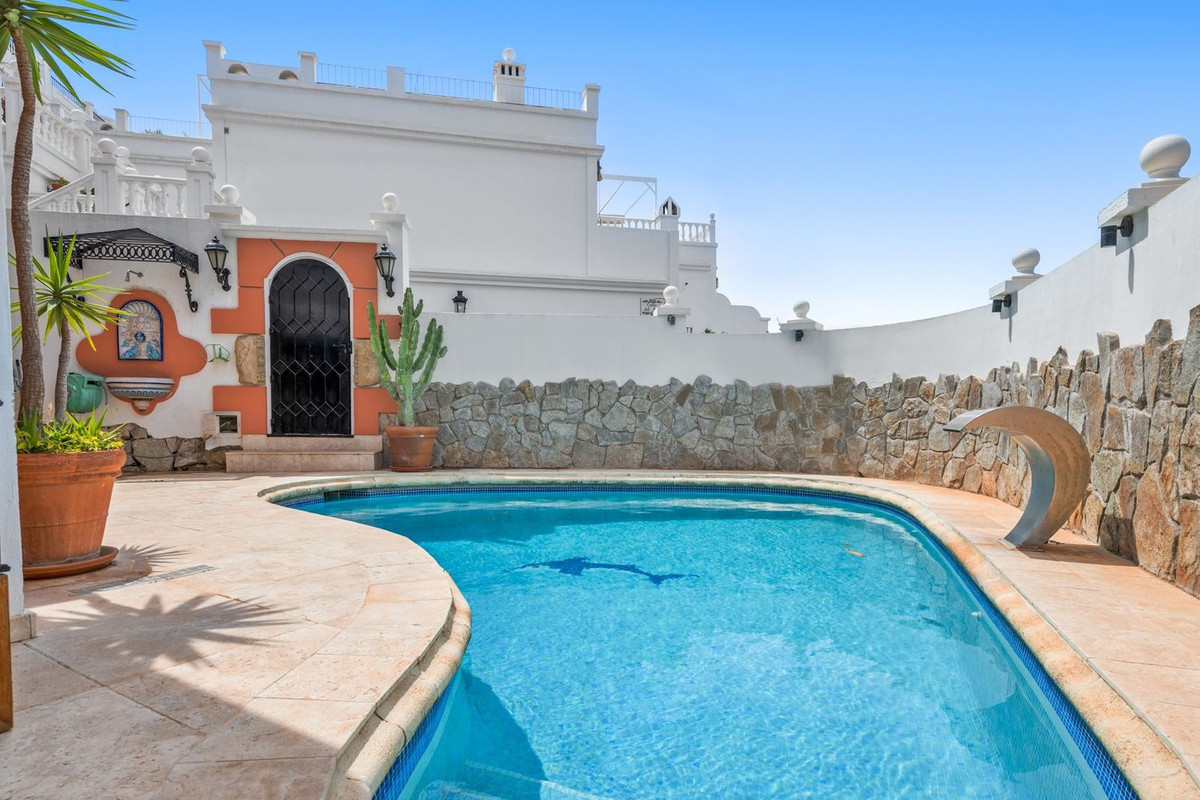 Huis te koop in Nueva Andalucía | 4 slaapkamers H5138836