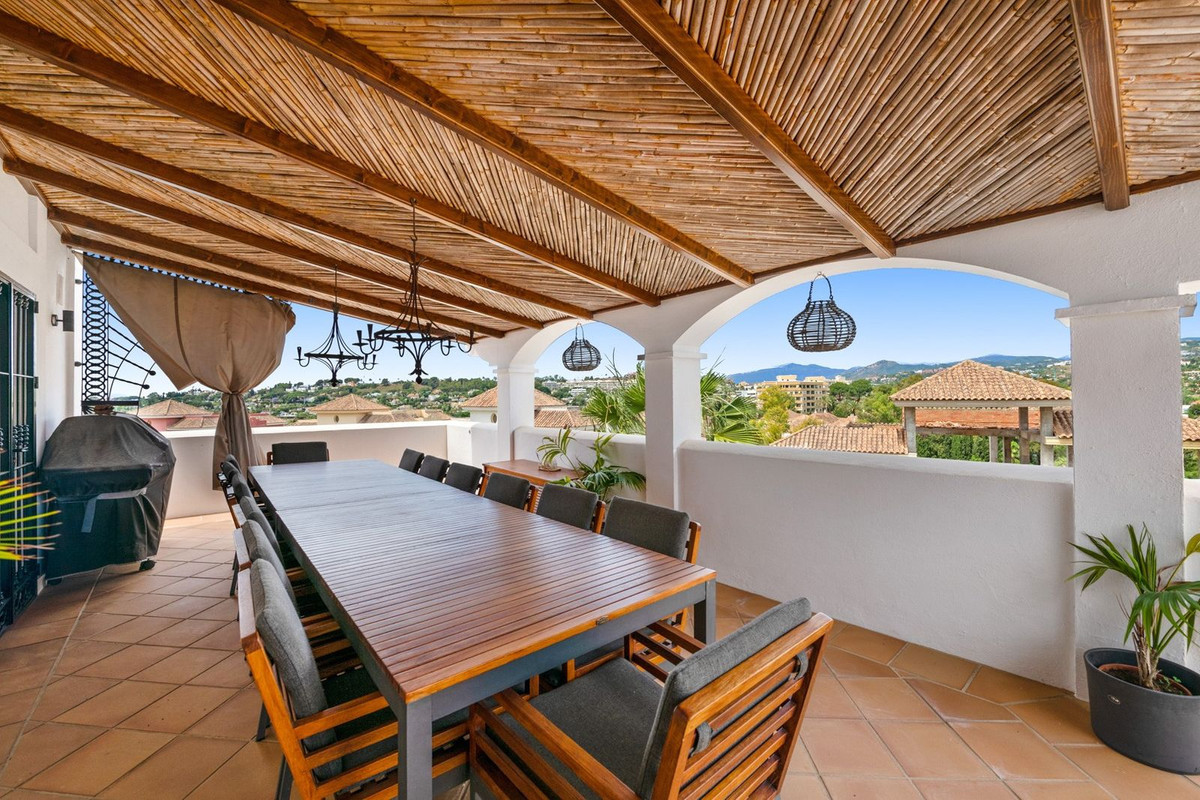 Huis te koop in Nueva Andalucía | 4 slaapkamers H5138836