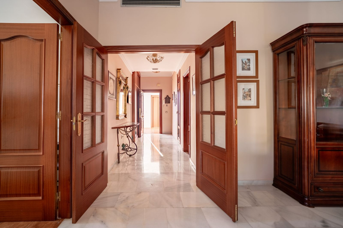 Appartement te koop in Nueva Andalucía | 3 slaapkamers H5139970