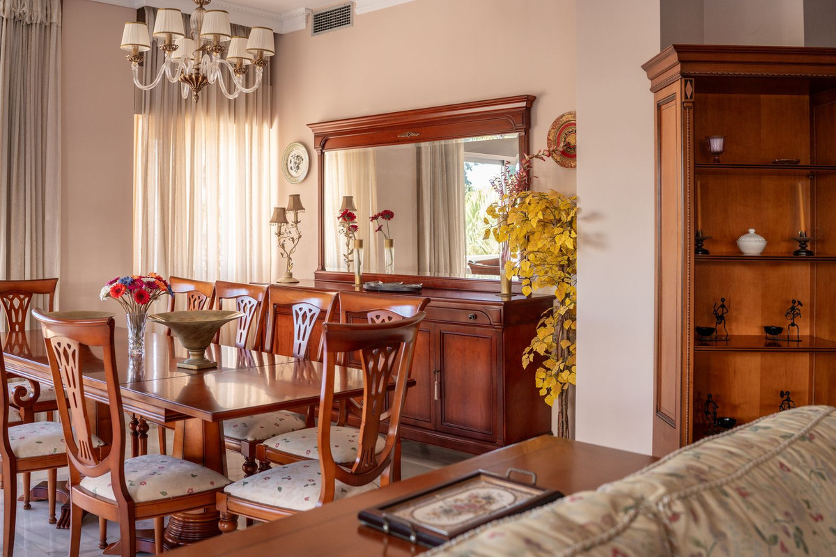 Appartement te koop in Nueva Andalucía | 3 slaapkamers H5139970