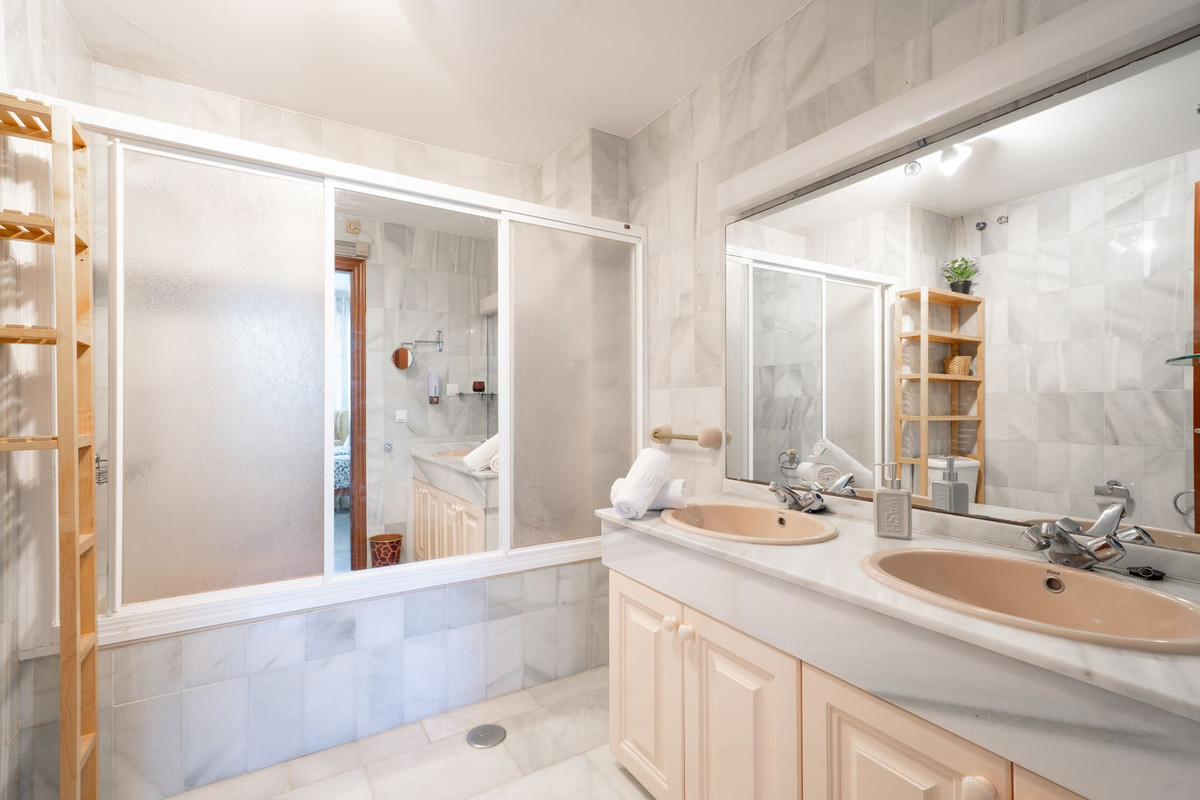 Appartement te koop in Nueva Andalucía | 3 slaapkamers H5139970