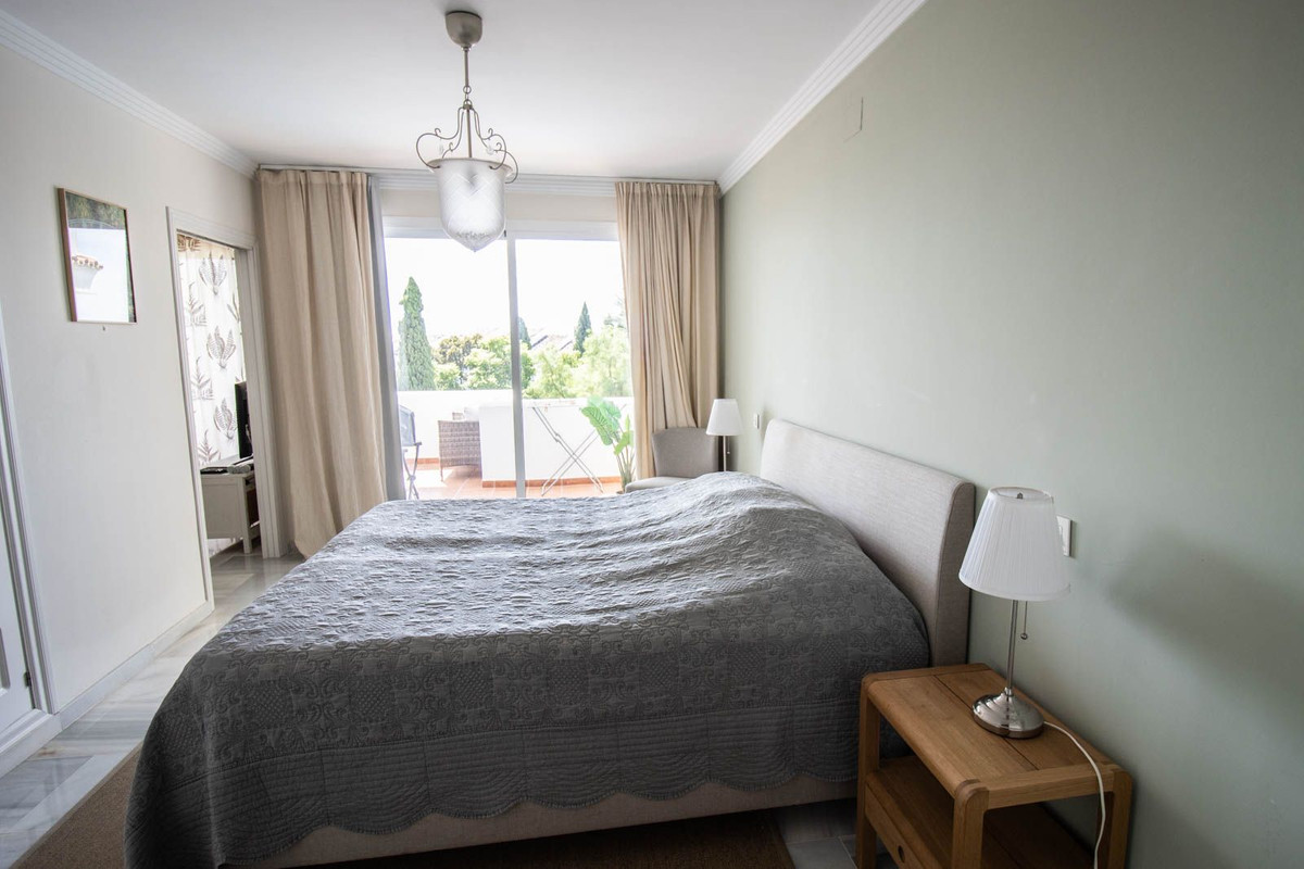 Appartement te koop in Nueva Andalucía | 2 slaapkamers H5140855