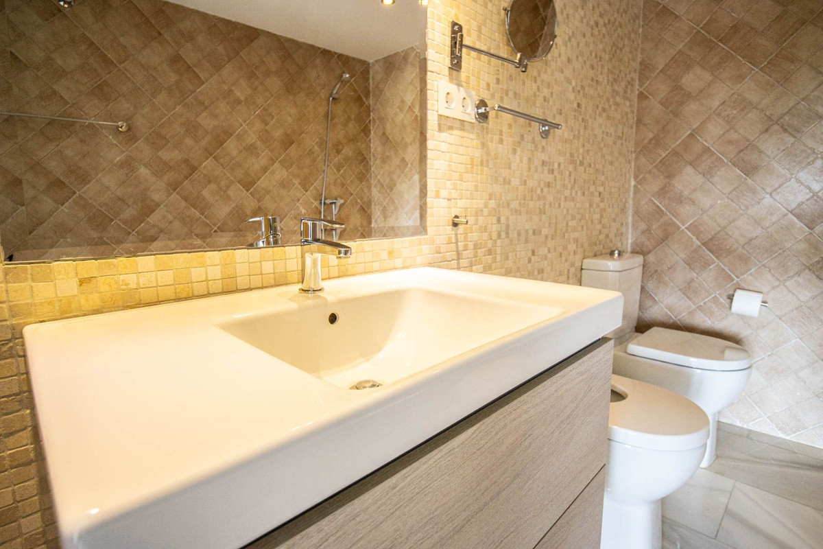 Appartement te koop in Nueva Andalucía | 2 slaapkamers H5140855