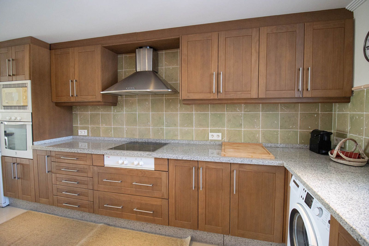Appartement te koop in Nueva Andalucía | 2 slaapkamers H5140855