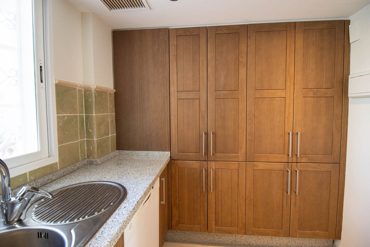 Appartement te koop in Nueva Andalucía | 2 slaapkamers H5140855