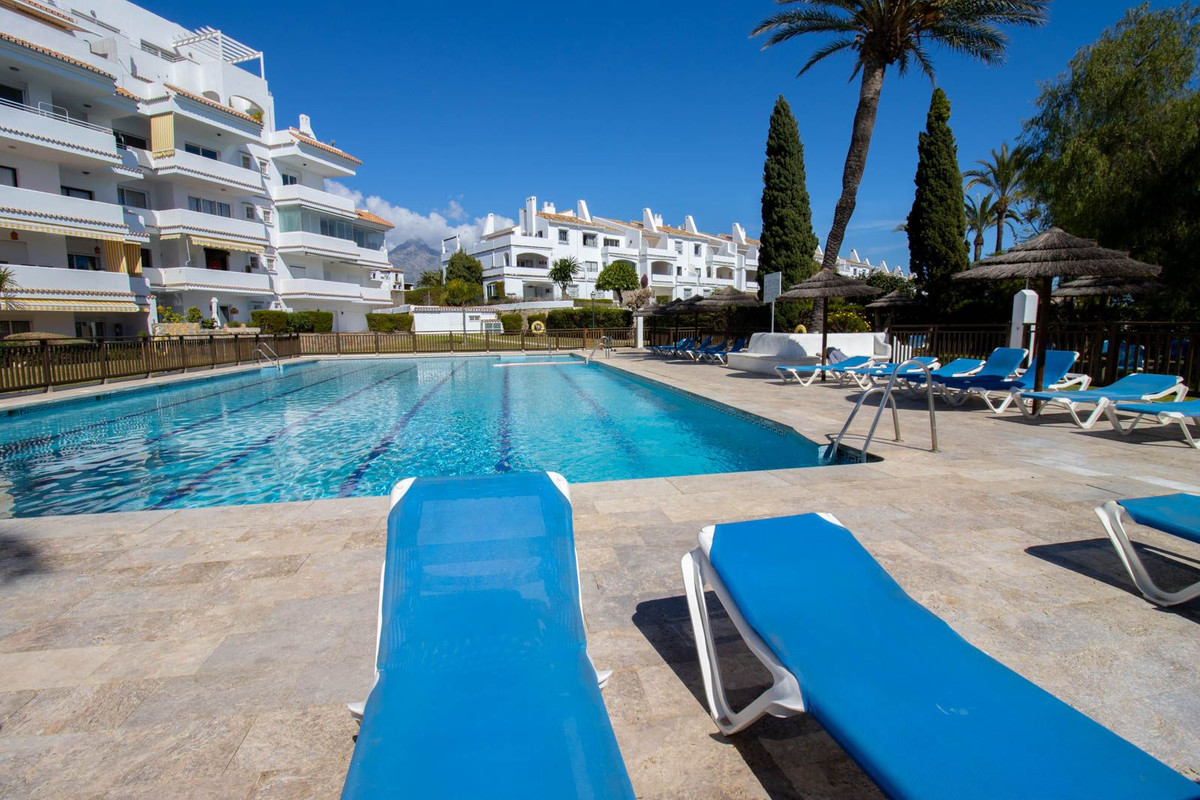 Appartement te koop in Nueva Andalucía | 2 slaapkamers H5140855