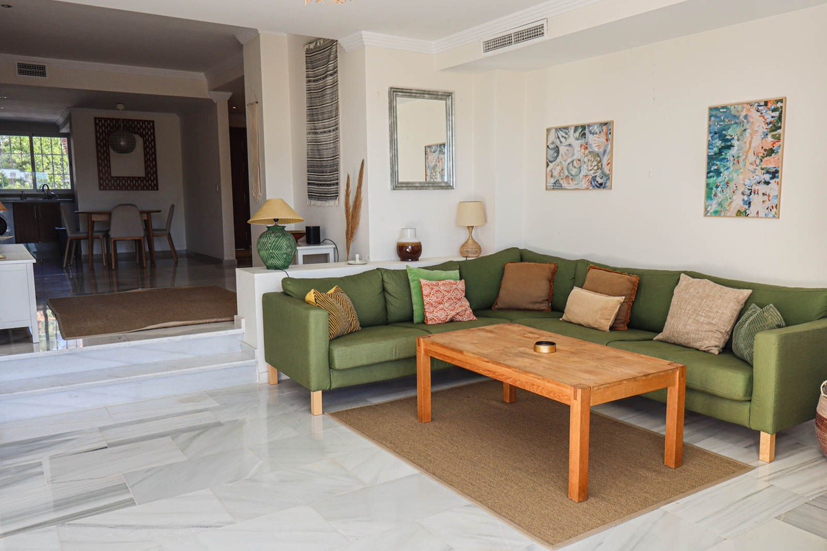 Appartement te koop in Nueva Andalucía | 2 slaapkamers H5140855