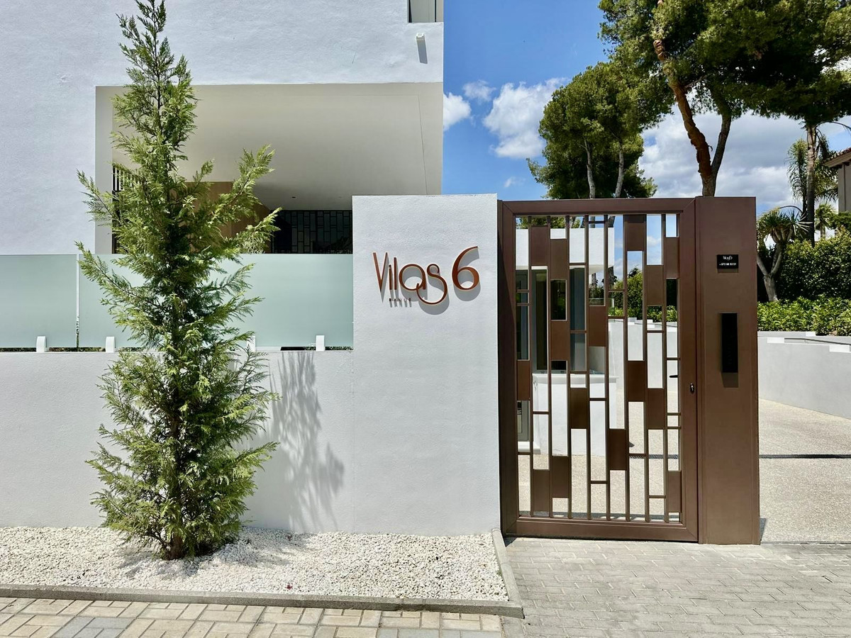 Huis te koop in Nueva Andalucía | 4 slaapkamers H5140960