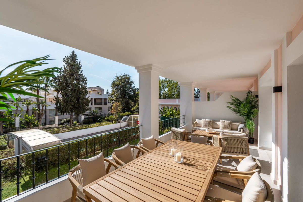 Appartement te koop in Nueva Andalucía | 3 slaapkamers H5141002