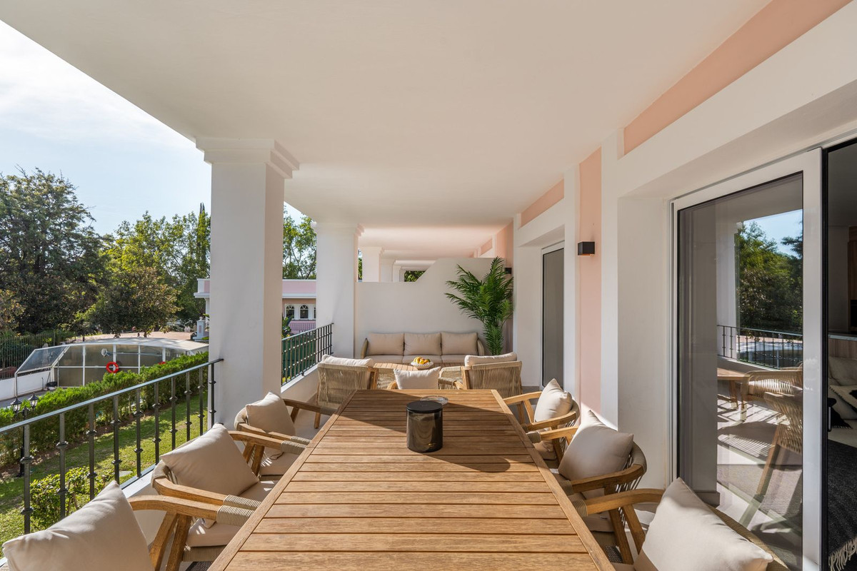 Appartement te koop in Nueva Andalucía | 3 slaapkamers H5141002