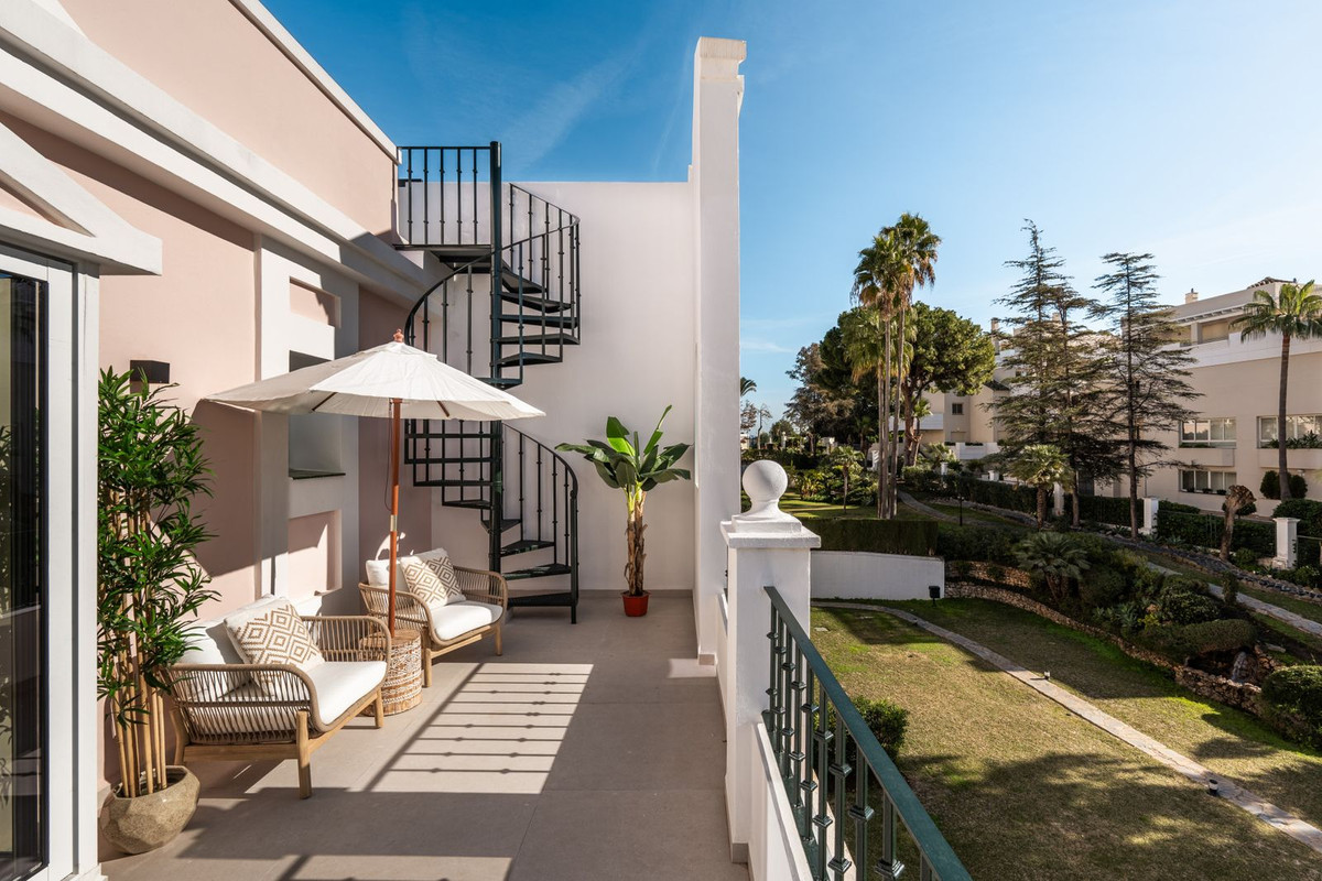 Appartement te koop in Nueva Andalucía | 3 slaapkamers H5141002