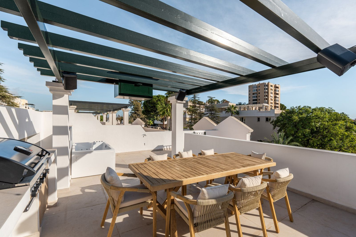 Appartement te koop in Nueva Andalucía | 3 slaapkamers H5141002