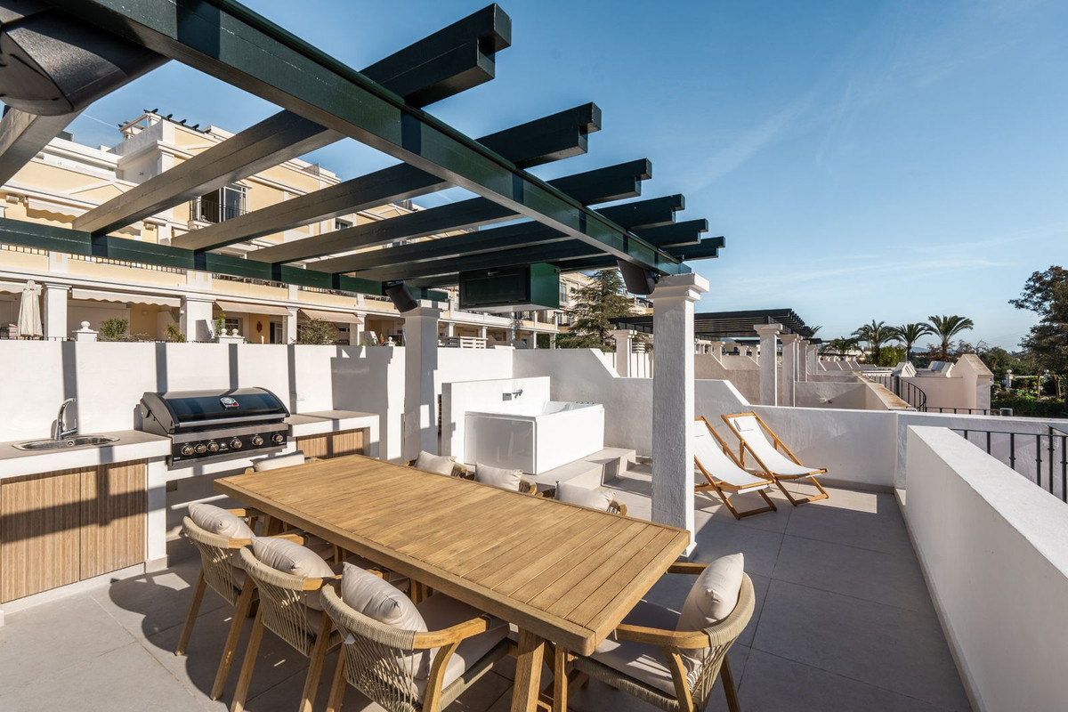 Appartement te koop in Nueva Andalucía | 3 slaapkamers H5141002