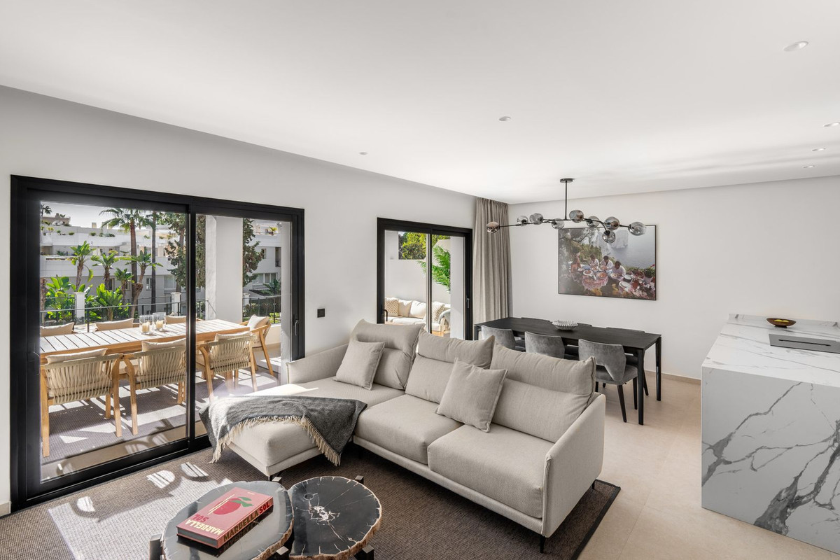 Appartement te koop in Nueva Andalucía | 3 slaapkamers H5141002
